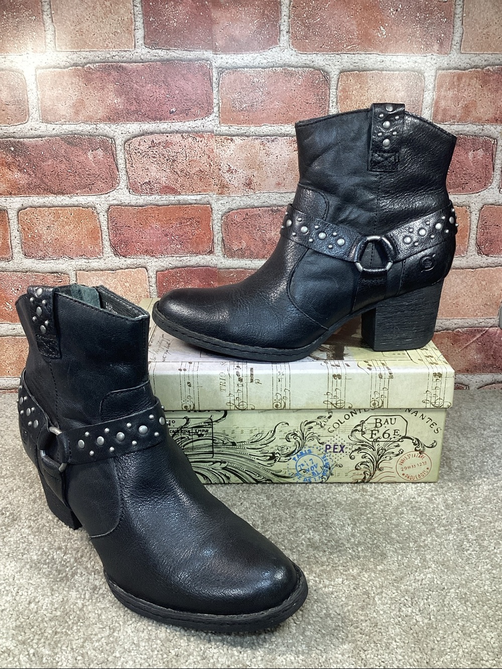 Born Slater Studded Harness womens western harness boots size 8.5